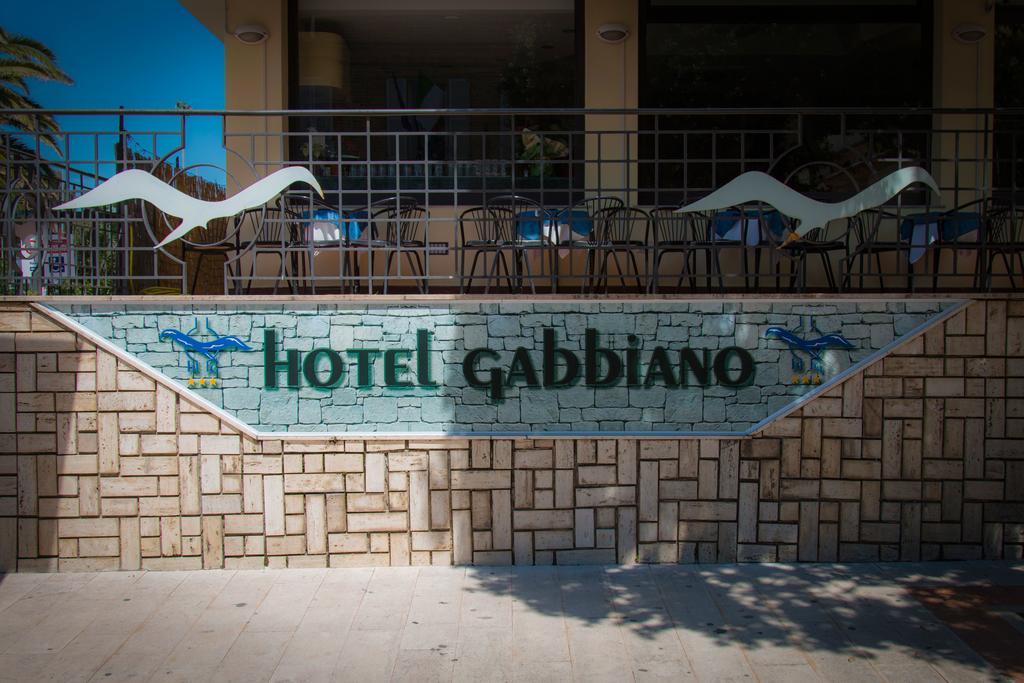 Hotel Gabbiano Porto San Giorgio Luaran gambar
