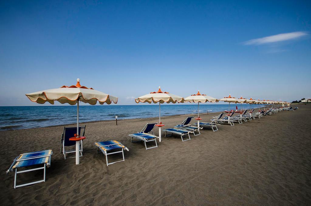 Hotel Gabbiano Porto San Giorgio Luaran gambar
